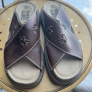 Faded Glory platform sandal